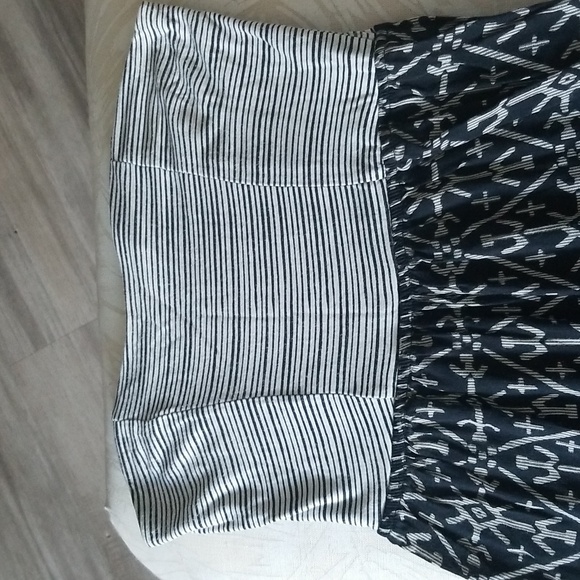 Roxy Slip Print Tunic Size XS - Picture 5 of 16